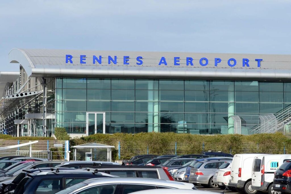 Rennes Aéroport ( RNS )