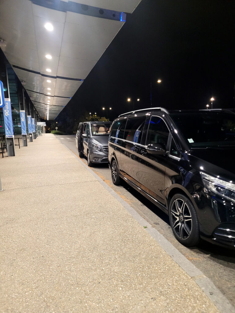 Chauffeur privé VTC aéroport Rennes–Saint-Jacques