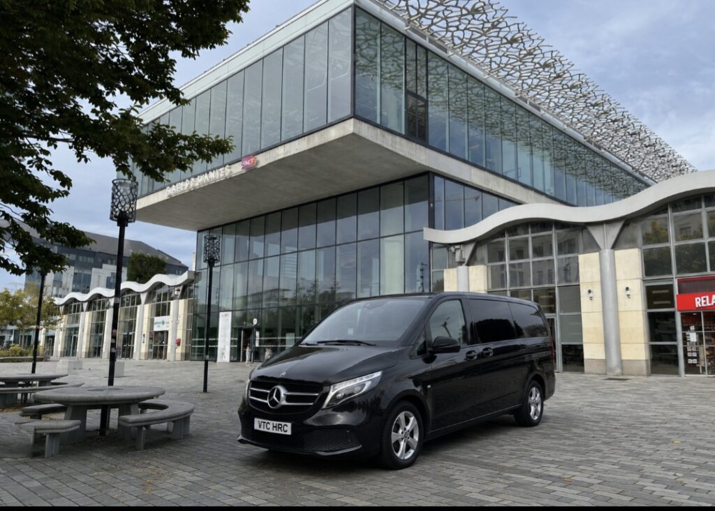 Chauffeur privé à la gare SNCF de Nantes