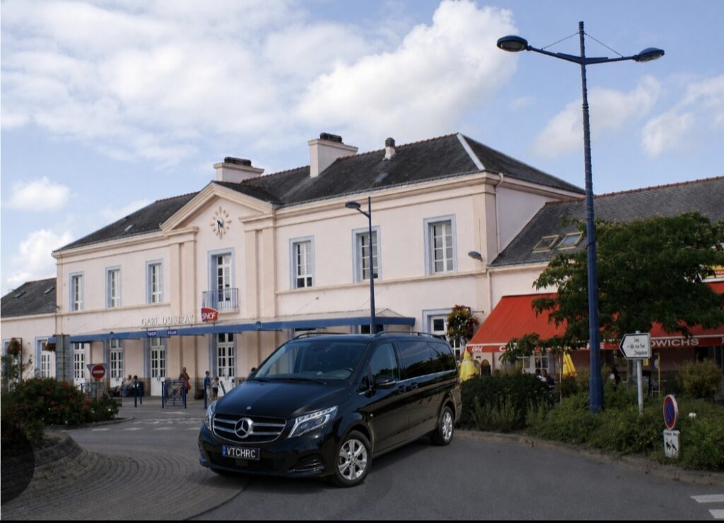 Van avec chauffeur à la gare d' Auray
